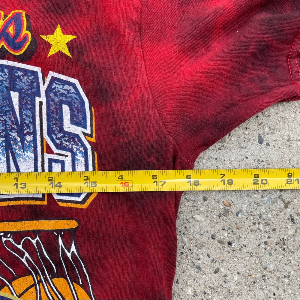 Vintage 47 New Orleans Pelicans Red Tie-Dye T-Shirt men’s size medium - Picture 6 of 6